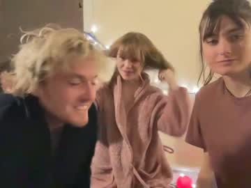 girl junabuz image #3333463