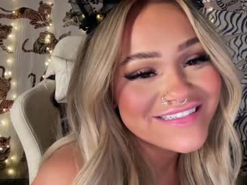 girl ari_02 image #5755941