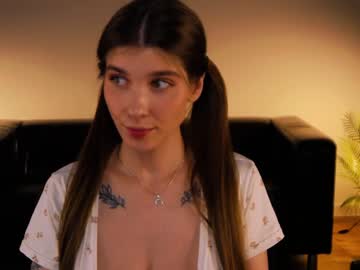 girl rich_roxy image #5686087