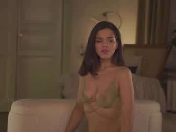 girl _2strangers image #6673469