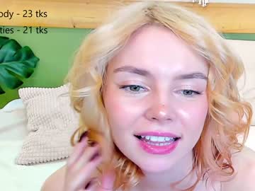 girl carly_coy image #3240107