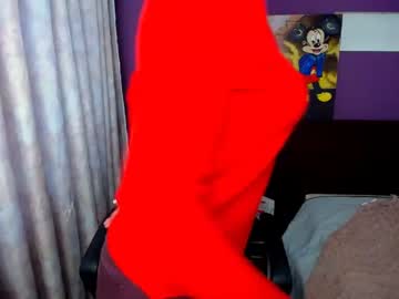 blondy_mom sex webcam