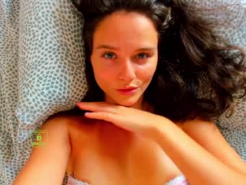 girl demurelixir image #4805383