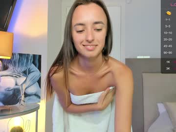 girl look_at_show image #5025656