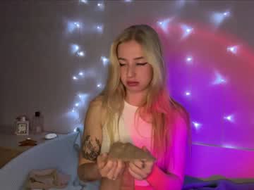 girl deardaria image #4175365