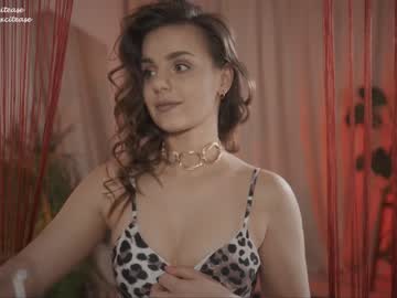 girl excitease image #5373219