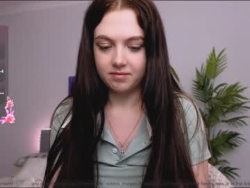 girl small_blondee image #6862469