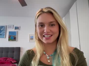 girl sarahsapling image #5398395