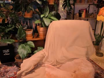 girl jane_flowers image #2406697