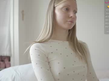 girl pureangeldolores image #5907447