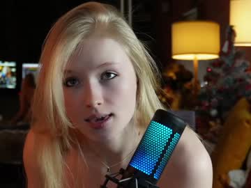 girl bestblondiiecb image #6033232