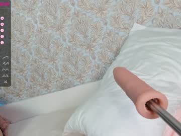 girl isabella__quinn image #1739978