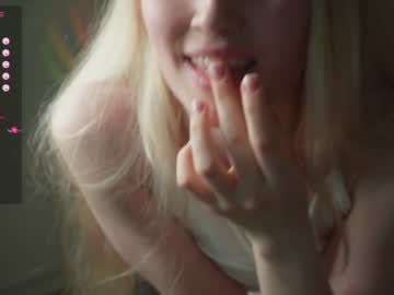 girl sonyaericsson image #6729140