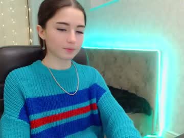 girl alma_harrison image #1058777