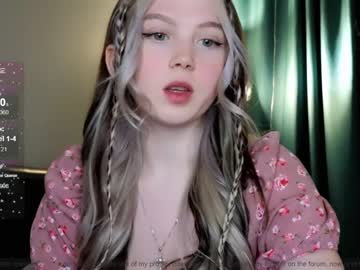 girl small_blondee image #6241779