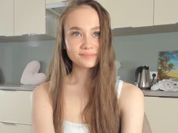 girl miaaperry image #3783037